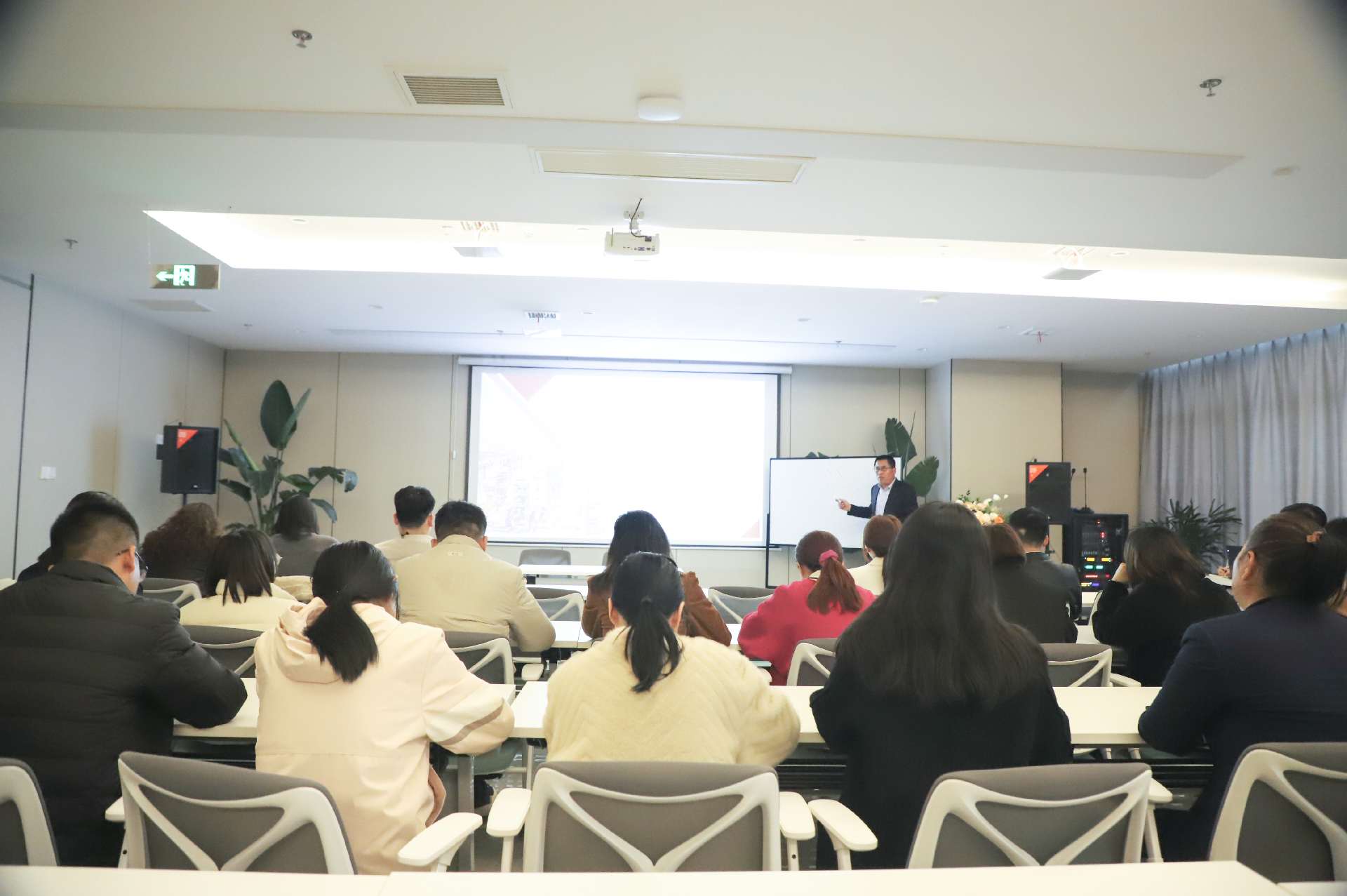 程远景.png